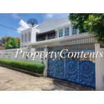 4 bedroom old style house for rent in Yenarkat