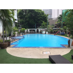 A luxury 4 bedroom apartment available at Sukhumvit Soi 20 is 380 sq m. big balcony, Pets allowed