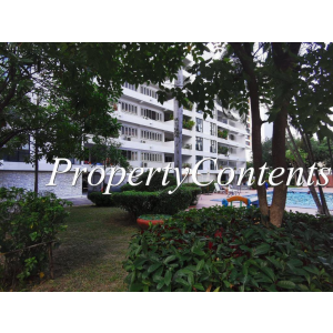 Low-rise Apartment 3 bedrooms about 180 sq m. big balcony near Nana BTS Station