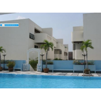 Exclusive townhouse in gate community with security and big swimming pool, Gym
