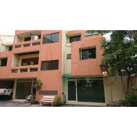 Swaddi Villa compound townhouse for rent in Sukhumvit 31