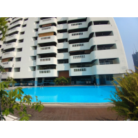 3 bedroom 250 sq m.Apartment in Sathorn-Narathiwas road near Chong Nonsi BTS