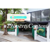Single house on land 120 s wah with 2-storey house about 250 sq m. plus office 50 sq m.  Locate almost the end  of Sukhumvit 61 about 1.4 Km. from  Ekkamai BTS station  