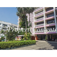 Low-rise Apartment in soi Sukhumvit 31 about 200 sqm. 3 bedroom big balcony between Asok- Phrom Phong BTS station (Pet allowed)