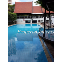 Low-rise 3 bedroom+ maid room Apartment in Sathorn greenery surrounding near Lumpini park or MRT station