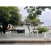 House in a secure compound about 250 sq m. with 4 bedrooms 3 baths in compound with playground, Gym, Tennis court and swimming pool, near BTS Saphan Khwai station